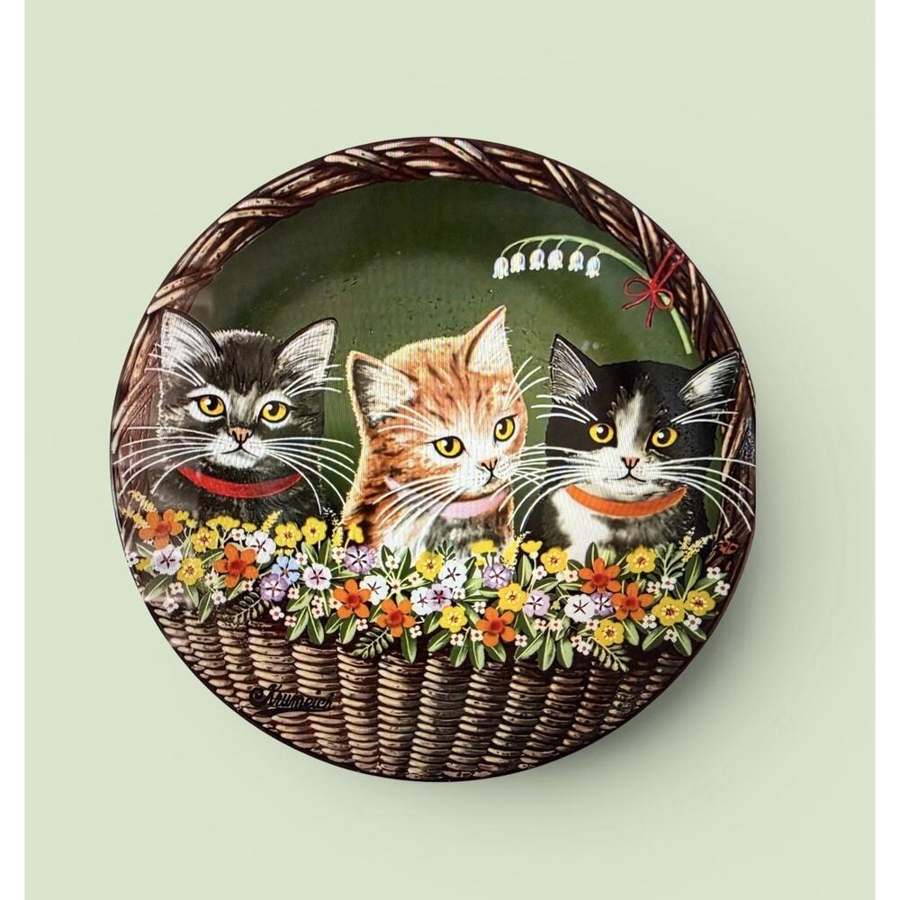 "Perry, Buttercups, and Blackeyed Susan" Uncle Tad's Holiday Cats Plate 1985